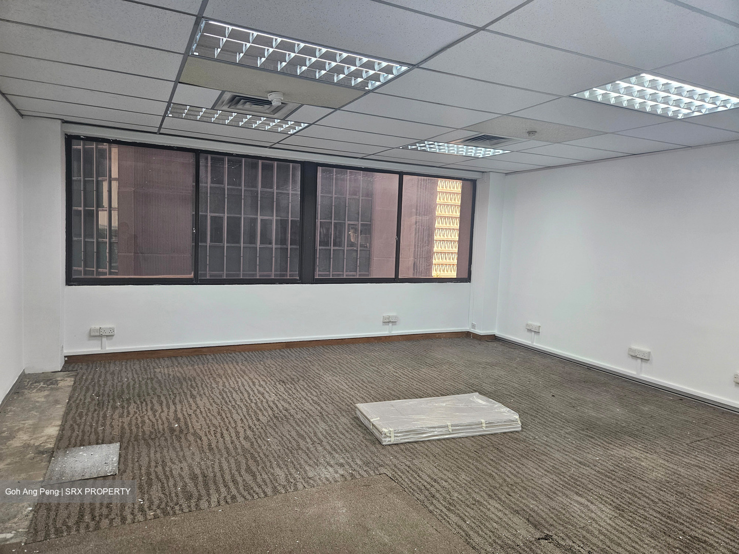North Bridge Centre (D7), Office #478383251